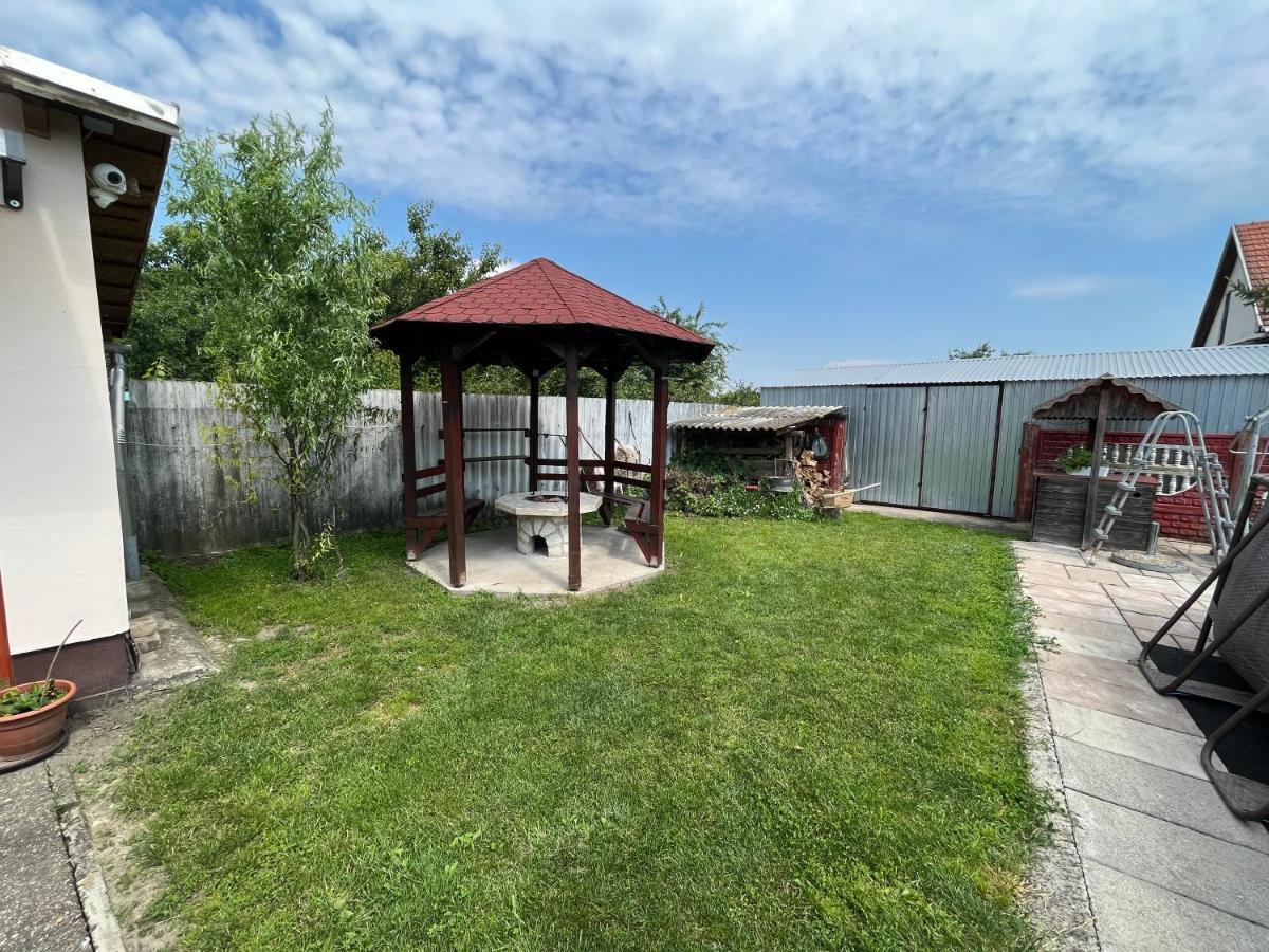 Tiszavirág apartman Tiszakeszi Exterior foto