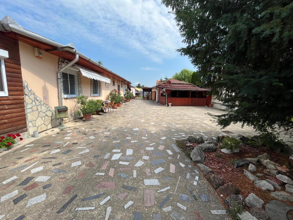 Tiszavirág apartman Tiszakeszi Exterior foto
