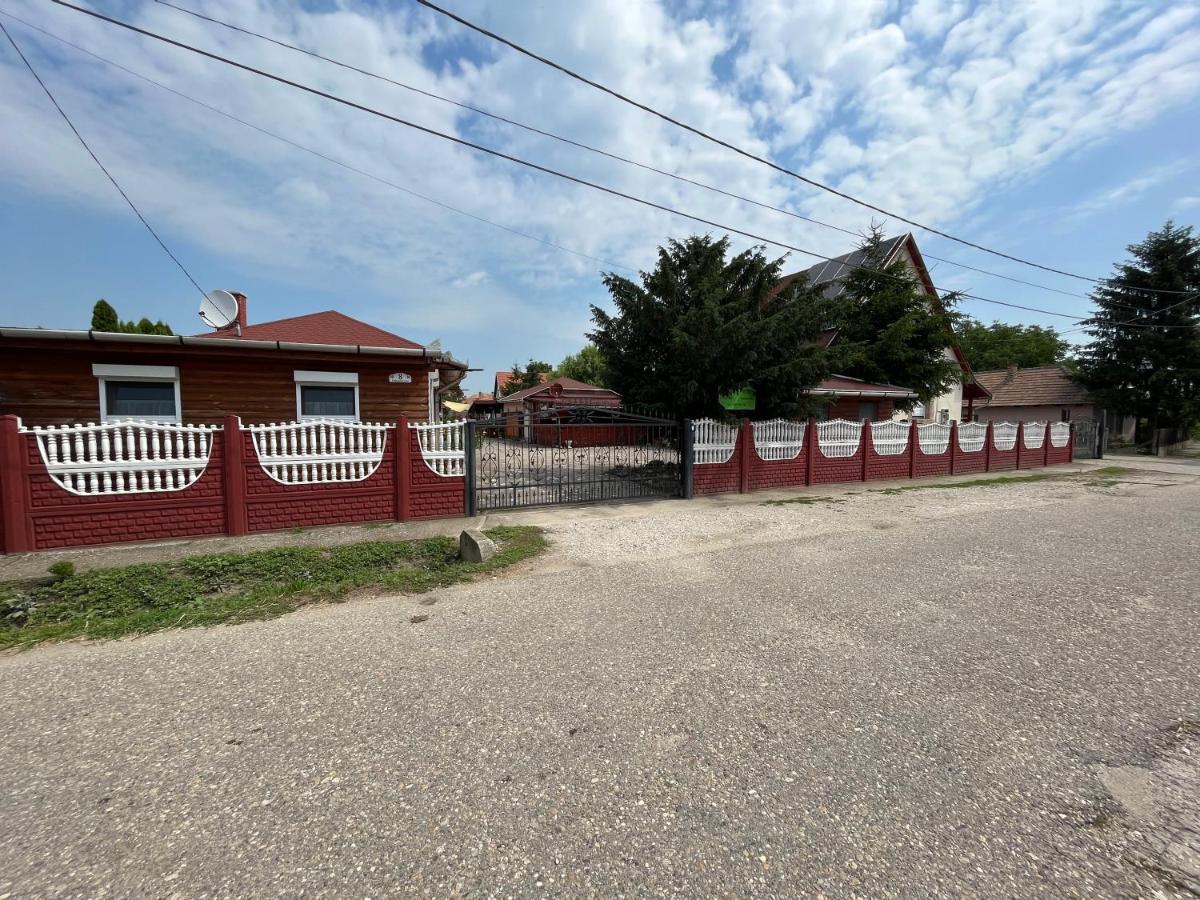 Tiszavirág apartman Tiszakeszi Exterior foto